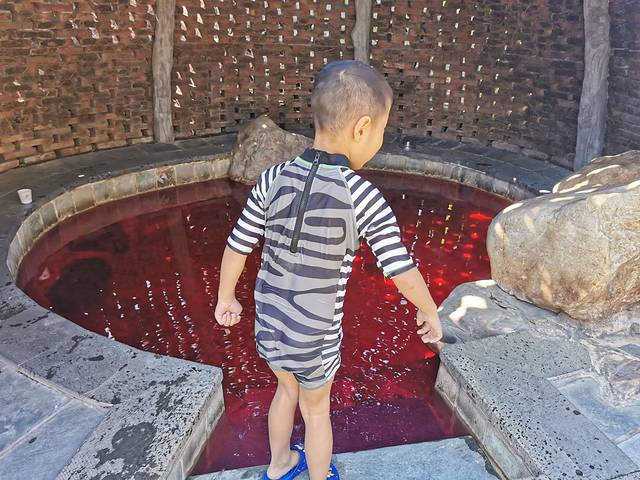 森波拉火山温泉