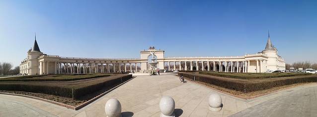 新疆张裕巴保男爵酒庄