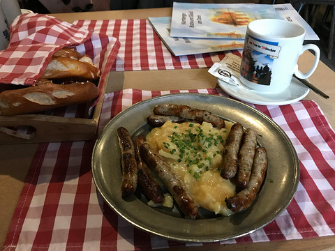 Gaststatte Nurnberger Bratwurst Glockl am Dom旅游景点图片