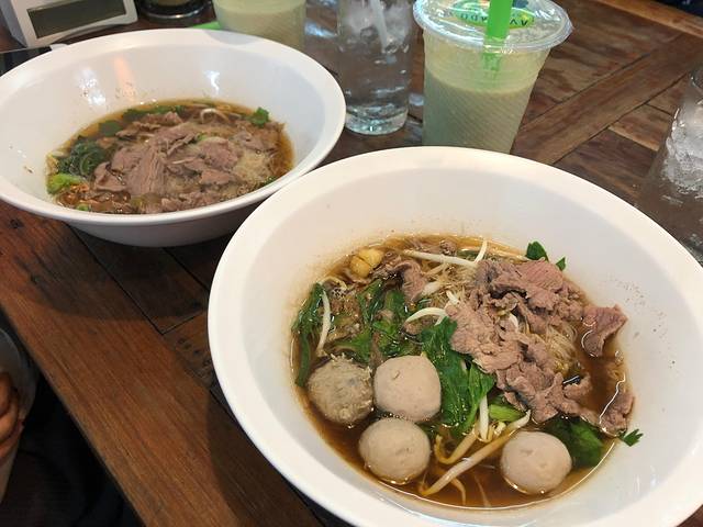 清迈老字号红烧牛肉面馆