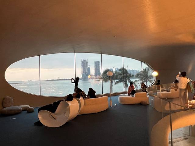 海口云洞图书馆