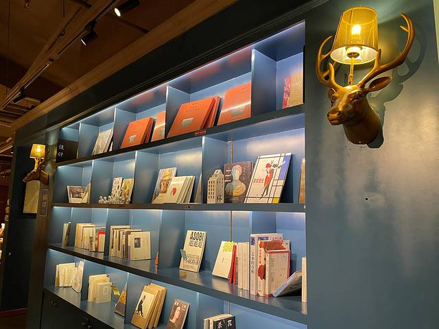 鹿森书店(上下杭店)