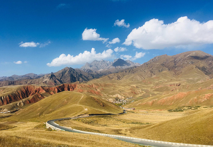 西宁旅游风景区_西宁旅游十大景点