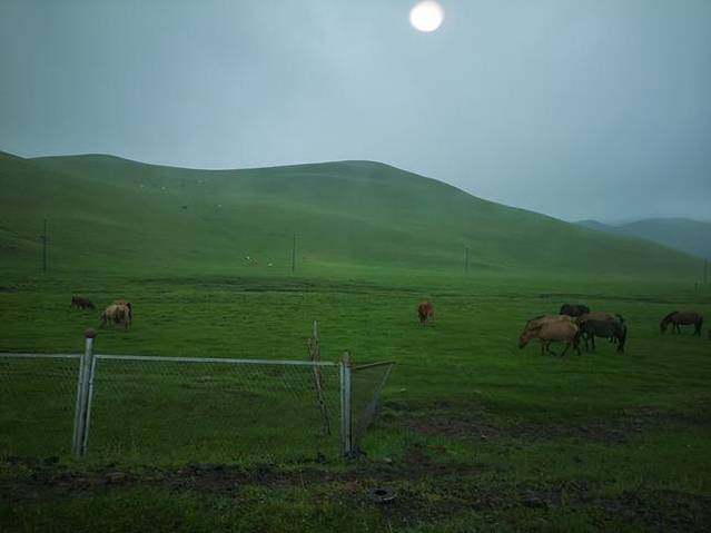 阿斯哈图石林景区