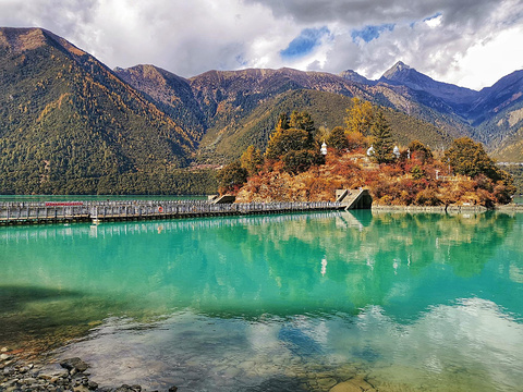 巴松措旅遊景點攻略圖