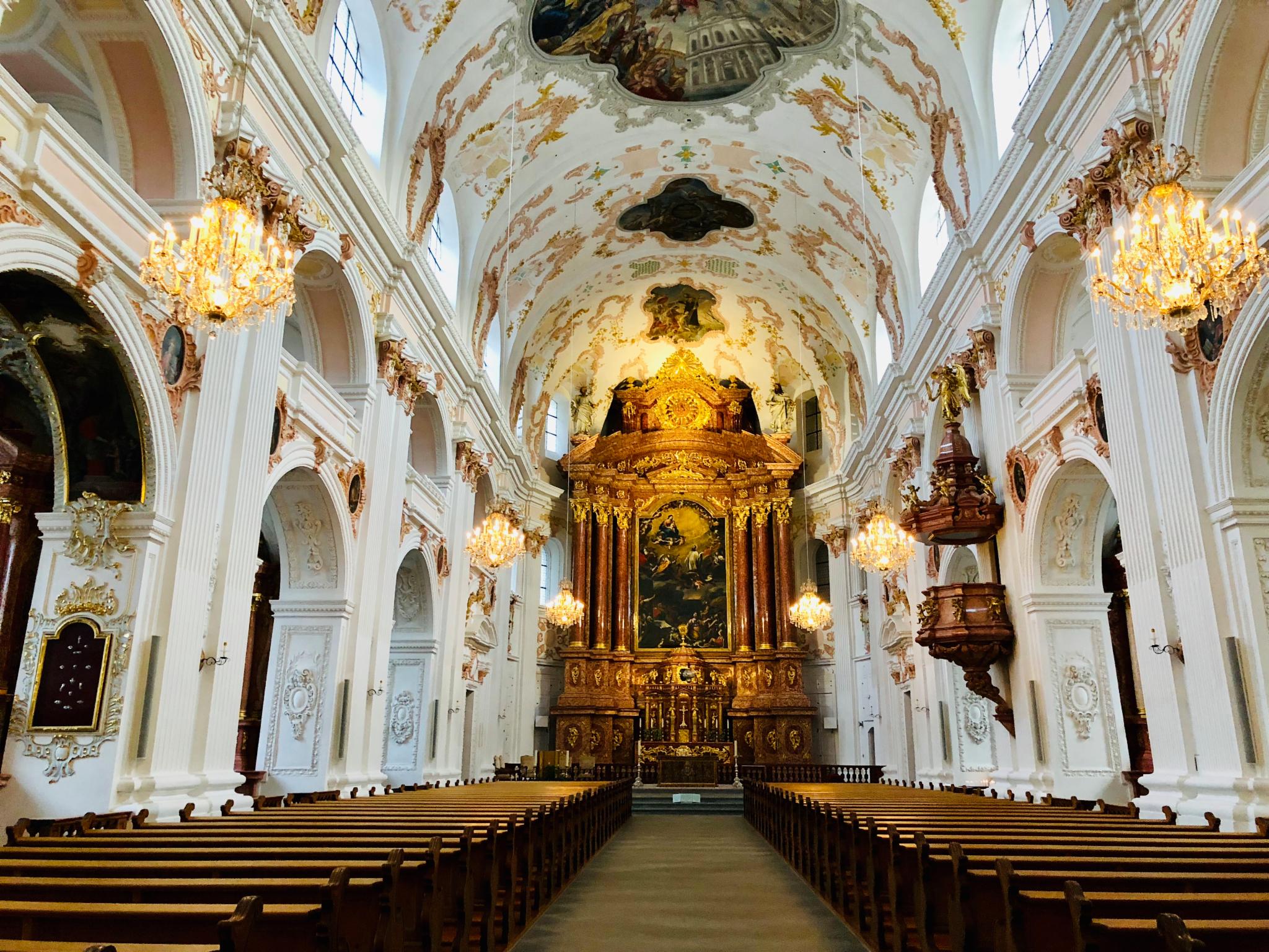 2021耶稣会教堂游玩攻略,.处的霍夫教堂便是奥黛丽赫.【去哪儿攻略】