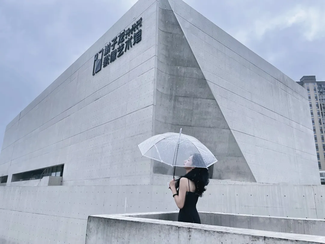 谢子龙影像艺术馆