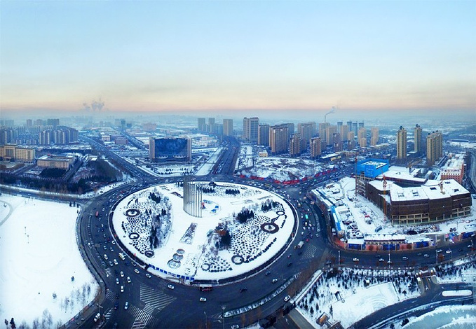 长春亚泰主场逆转取胜球迷热情助威助力球队冲击中超积分榜前列