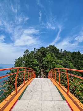 彩虹桥旅游景点攻略图
