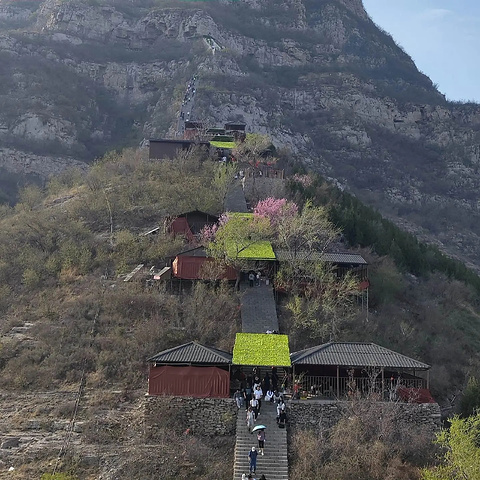"鹿泉抱犊寨风景区： 古韵与自然的完美融合_石家庄市鹿泉抱犊寨风景区"的评论图片