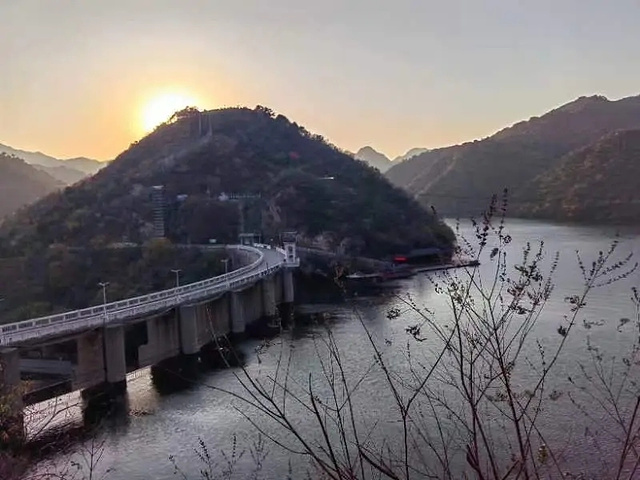 "黄花城水长城﹣﹣这个秋天，北京最美的徒步圣地！_黄花城水长城"的评论图片