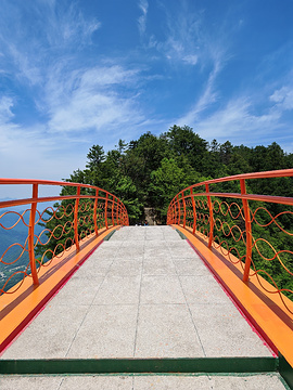 彩虹桥旅游景点攻略图