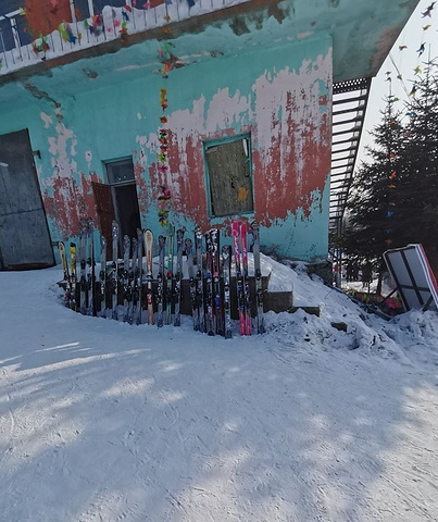 "玉峰滑雪度假山庄_哈尔滨东站"的评论图片
