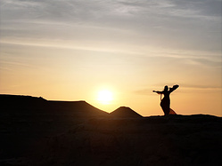 穿越罗布泊的“时刻”