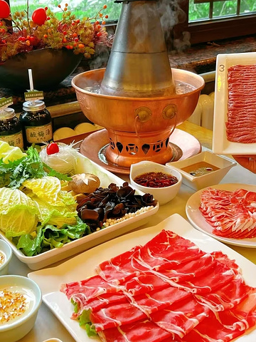 "马辈儿铜锅涮肉1地道北京味，就是这个味！！假期来。什刹海游_重庆当代美术馆"的评论图片