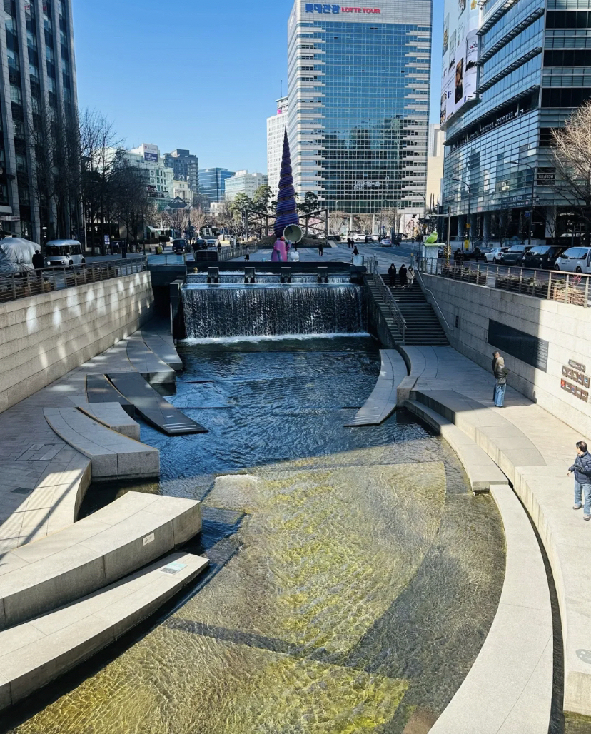 首尔清溪川实拍图