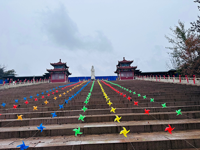 "人少景美的小众目的地_灵慧山"的评论图片