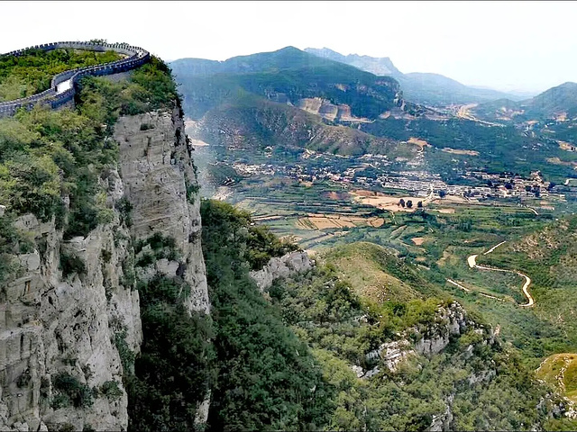 "鹿泉抱犊寨风景区： 古韵与自然的完美融合_石家庄市鹿泉抱犊寨风景区"的评论图片