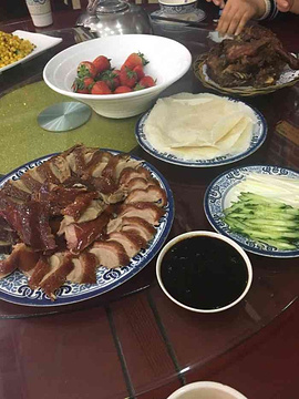 兴榮北京烤鸭(公旺大街店)旅游景点攻略图