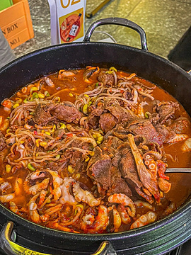 梨弎岁碳火烤肉(慈溪吾悦店)旅游景点攻略图