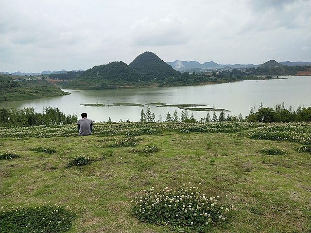 "贵州月亮湖_月亮湖"的评论图片
