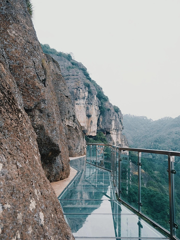 "大慈岩，江南悬空寺所在地，是一座徒步登山爱好者的天堂_大慈岩风景区"的评论图片