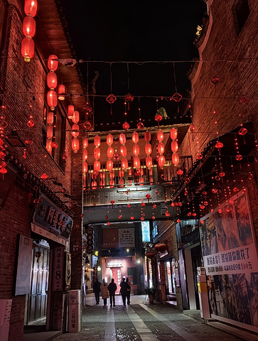 "毗邻靖江王城的东西巷，可是“青龙白虎”的宝地呢！_东西巷"的评论图片