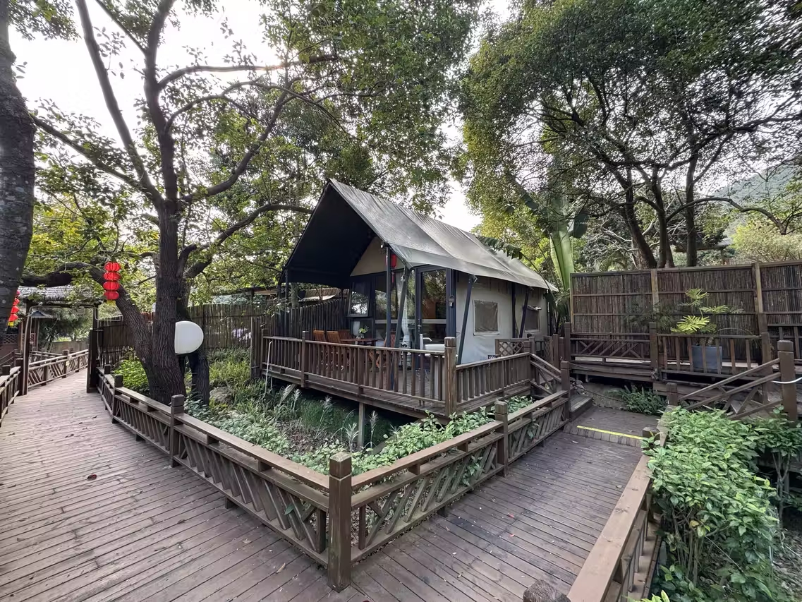 广州牛牯嶂山麓实拍图