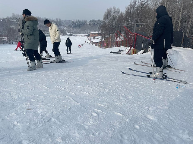 "玉泉霜雪滑雪场_哈尔滨东站"的评论图片