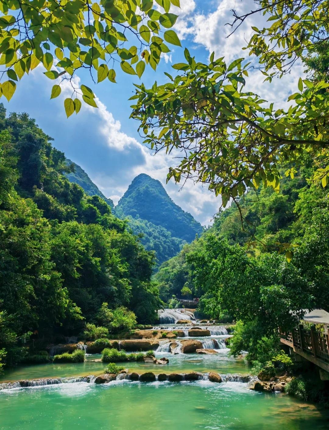荔波小七孔景区实拍图