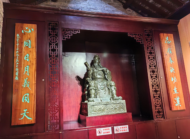 "探访文惠桥头的东门城楼，柳州古城的地标_东门城楼"的评论图片