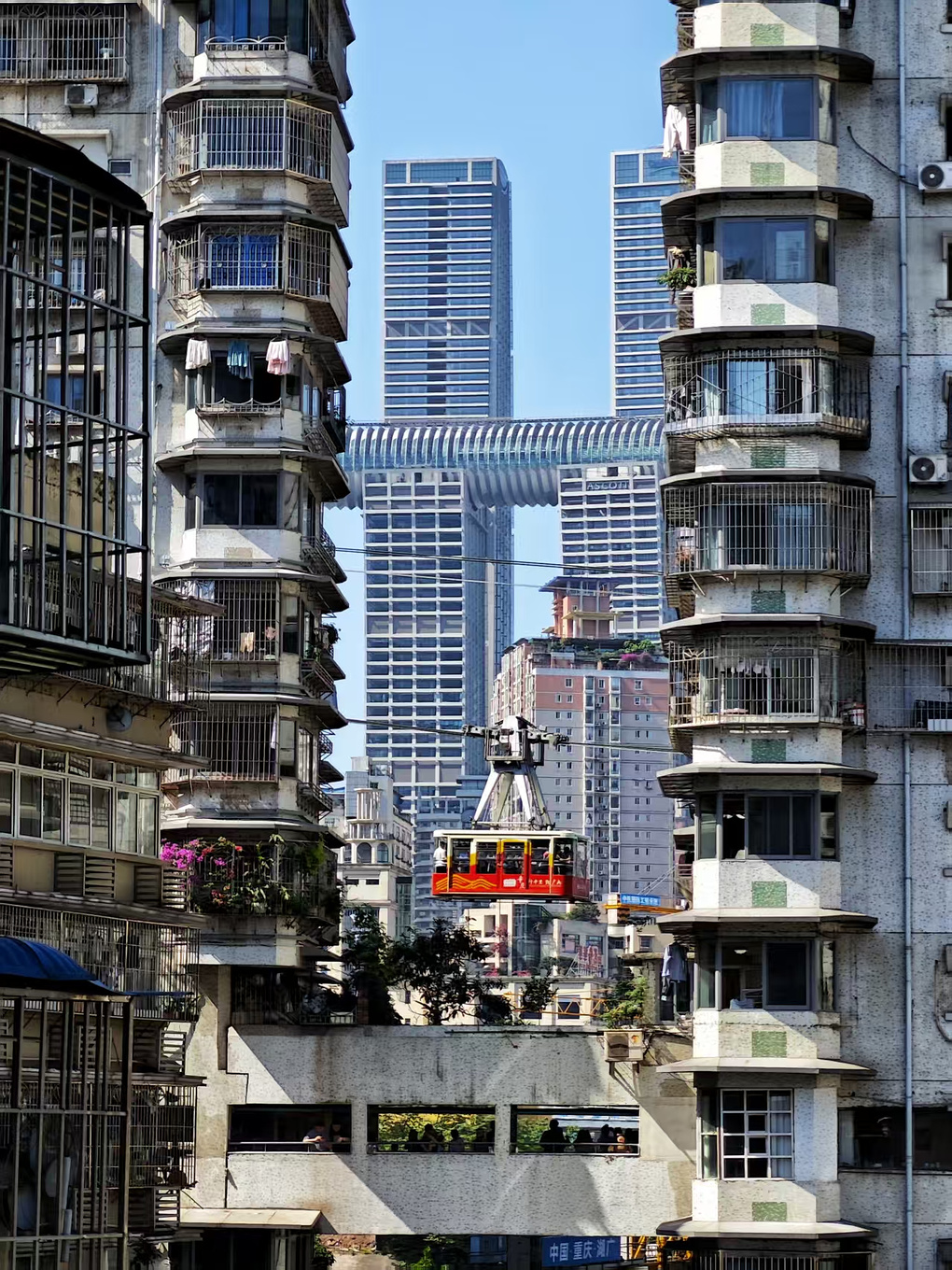 解放碑➡️湖广会馆➡️长江索道➡️下浩里（一定要待到晚上看夜景巨图片