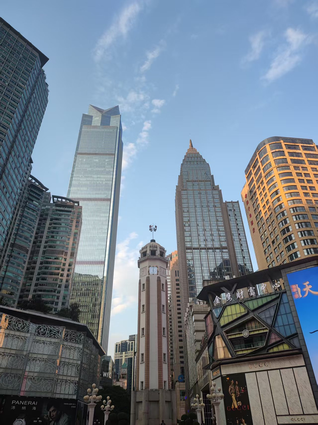 解放碑➡️湖广会馆➡️长江索道➡️下浩里（一定要待到晚上看夜景巨图片