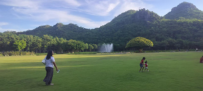 北碧府景点推荐-Wat Phra Thaen