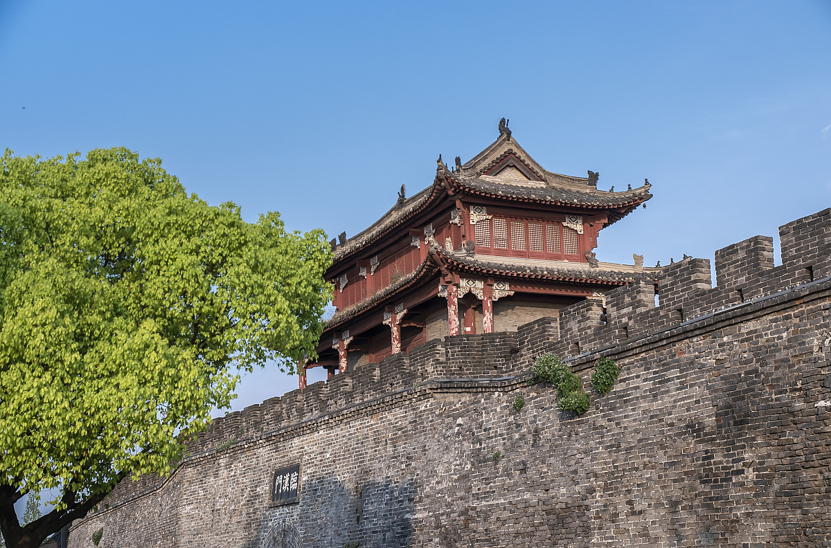 荆州旅游保姆级攻略，交通+景点+酒店住宿+美食推荐