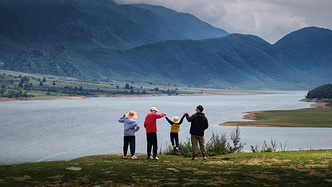 川西休闲自驾游｜带七旬老人和小孩，4天3晚全程不走！