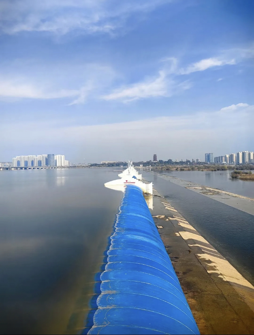 临沂小埠东橡胶坝实拍图