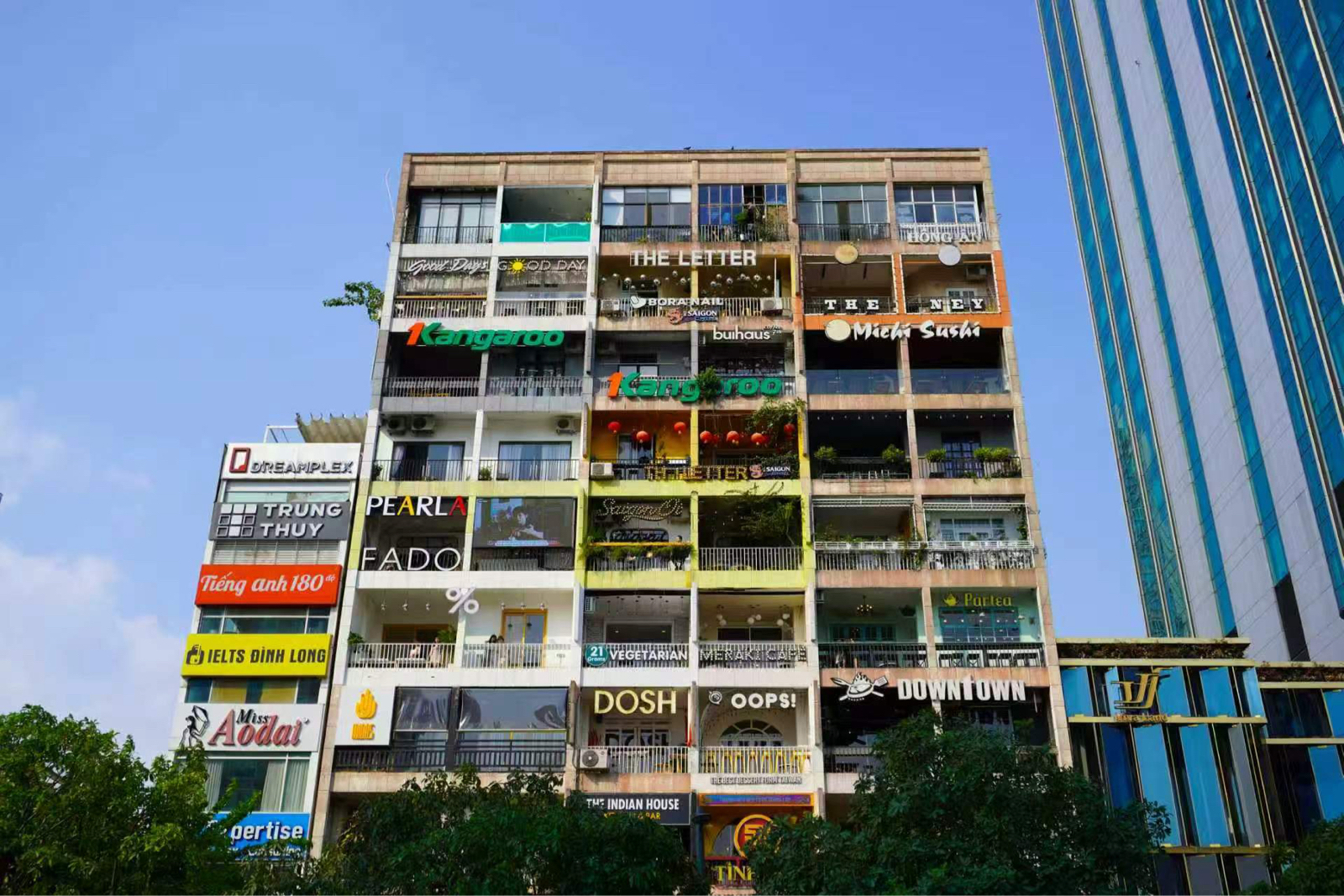胡志明市粉红教堂实拍图