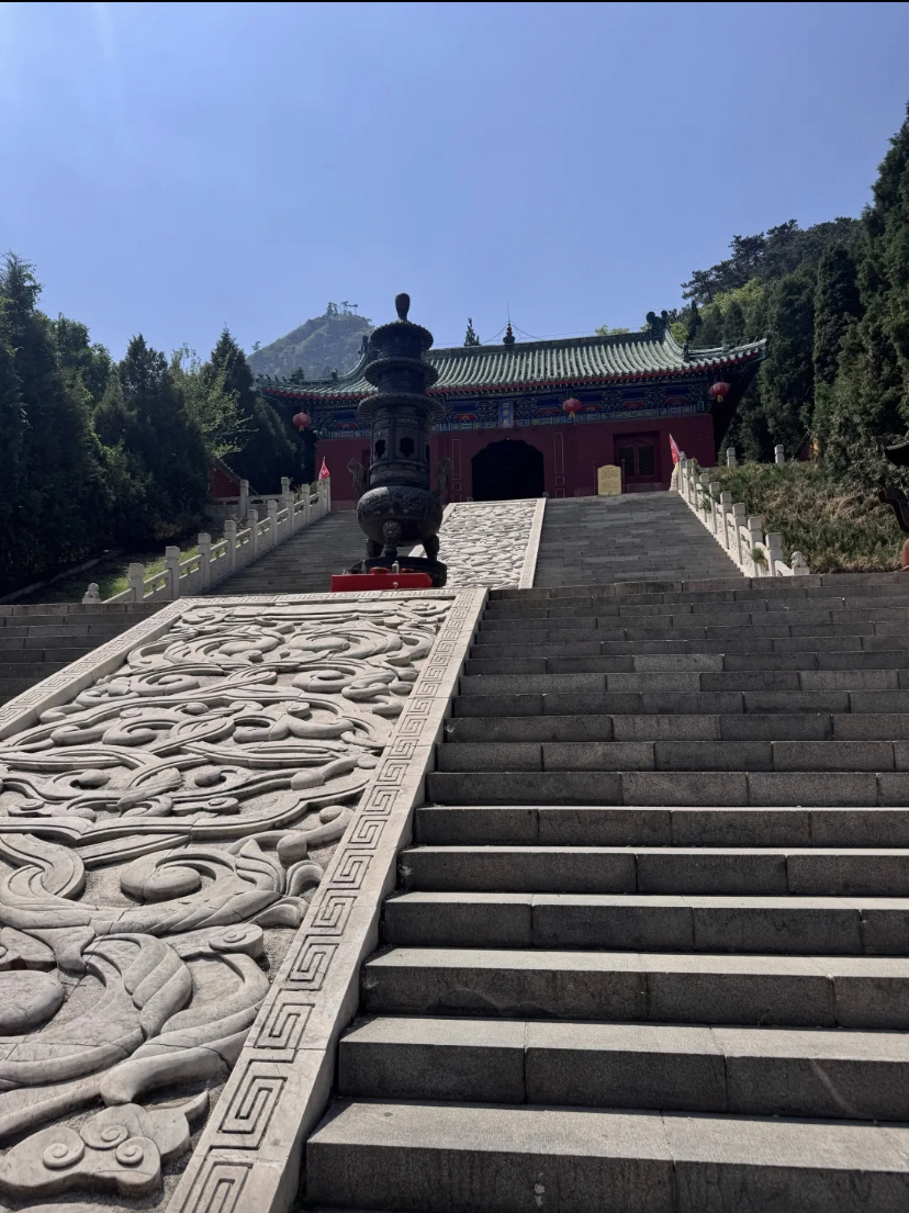 迁西景忠山实拍图