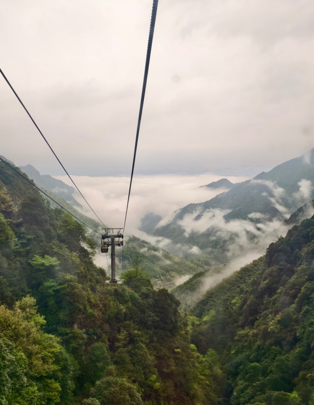 龙泉山景区-七星潭景区实拍图2