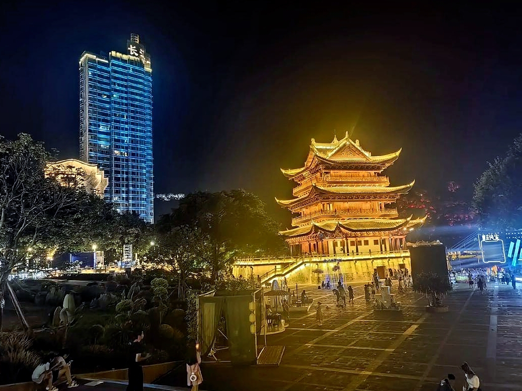 江门三十三墟街实拍图