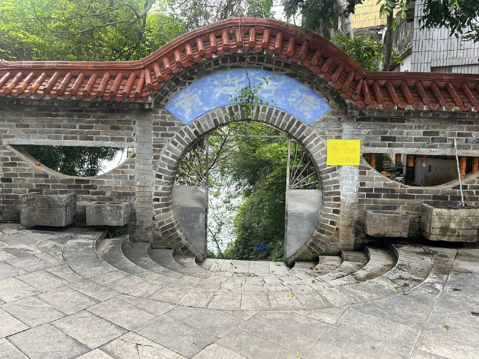 崇左南津古渡实拍图