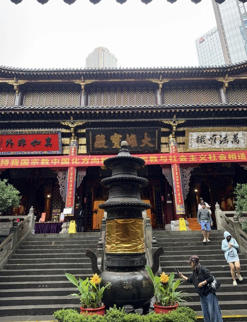 重庆罗汉寺实拍图
