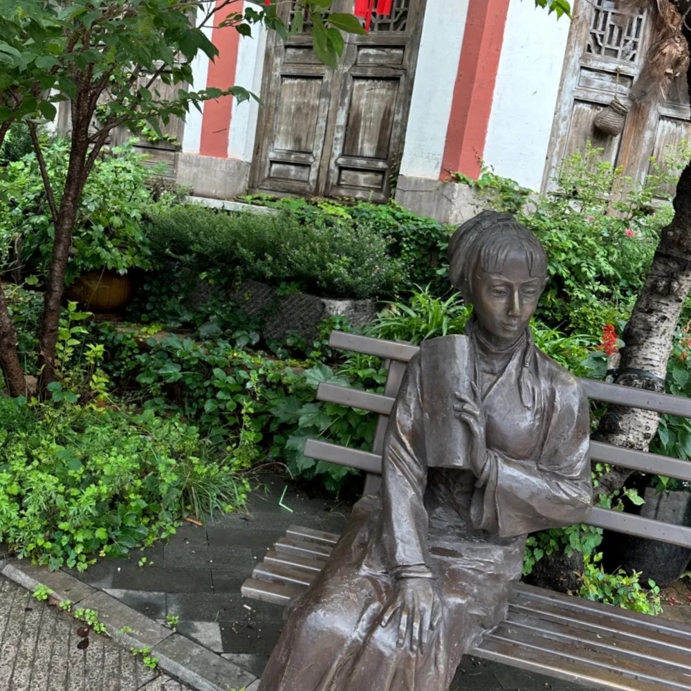 沂南红石寨旅游度假区实拍图