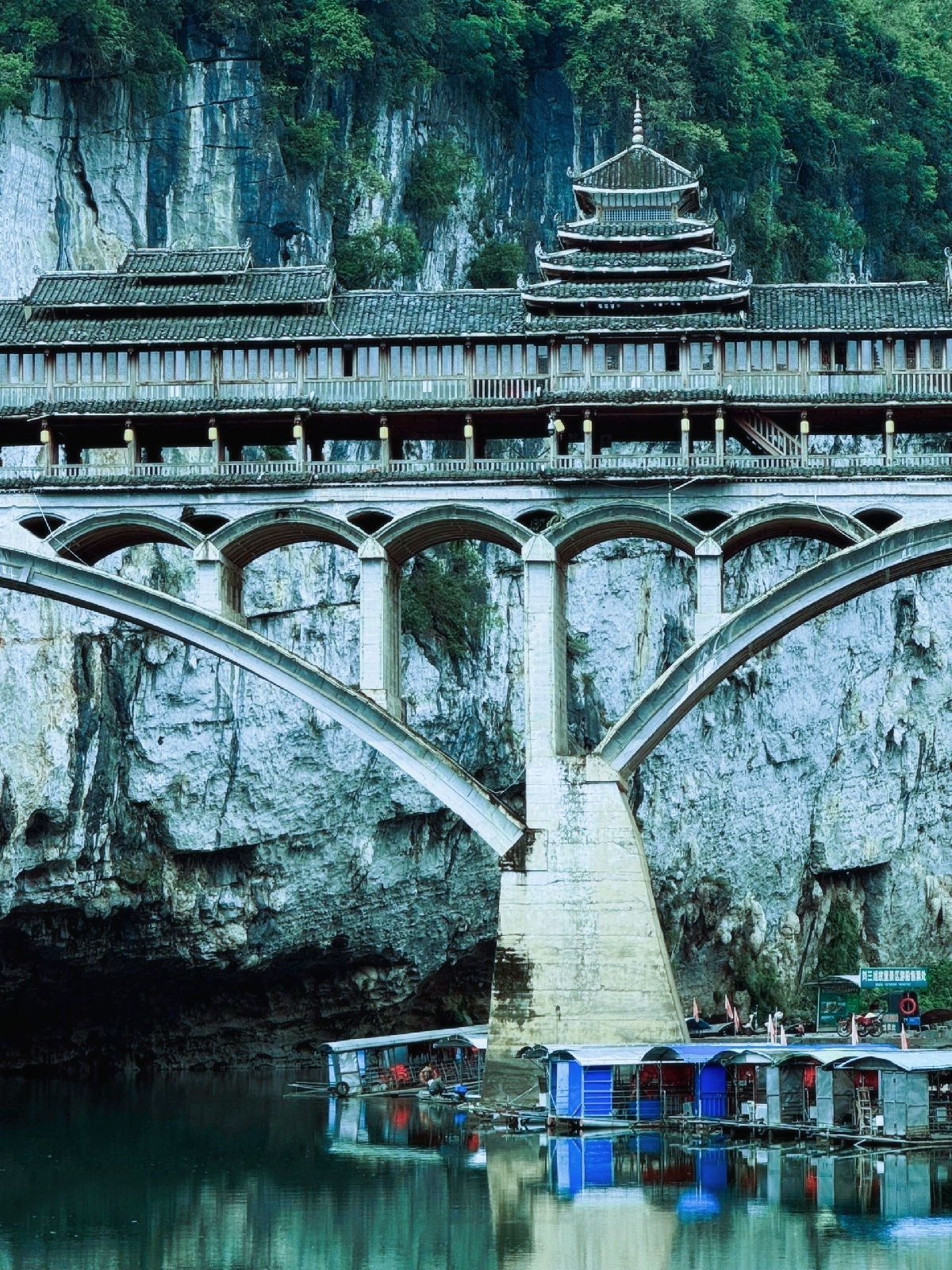 河池歌仙桥景区实拍图