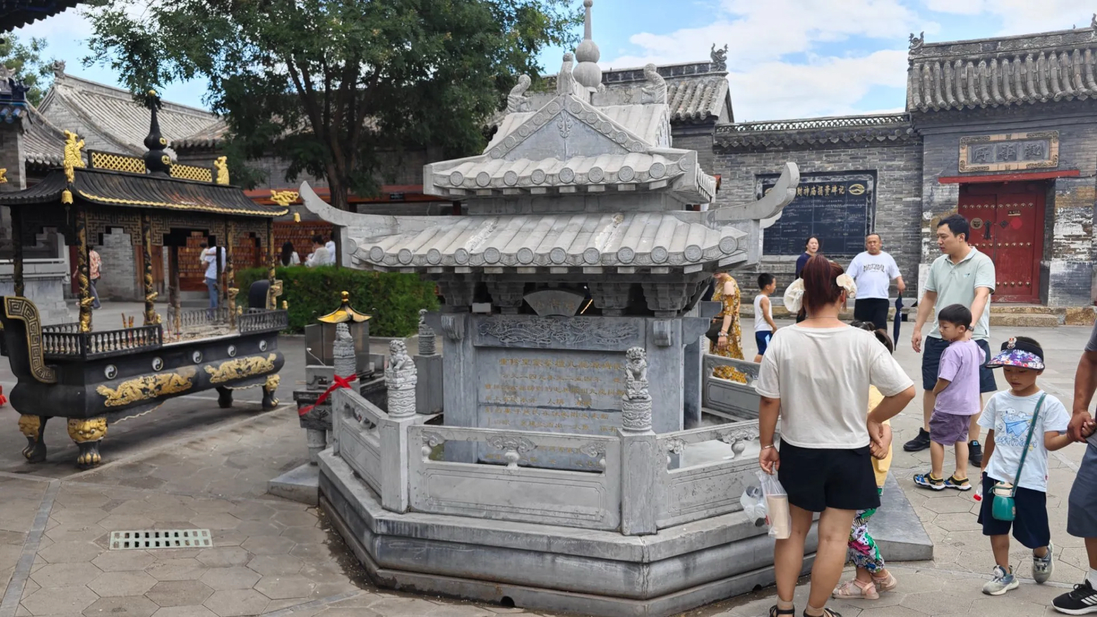 忻州古城财神庙实拍图